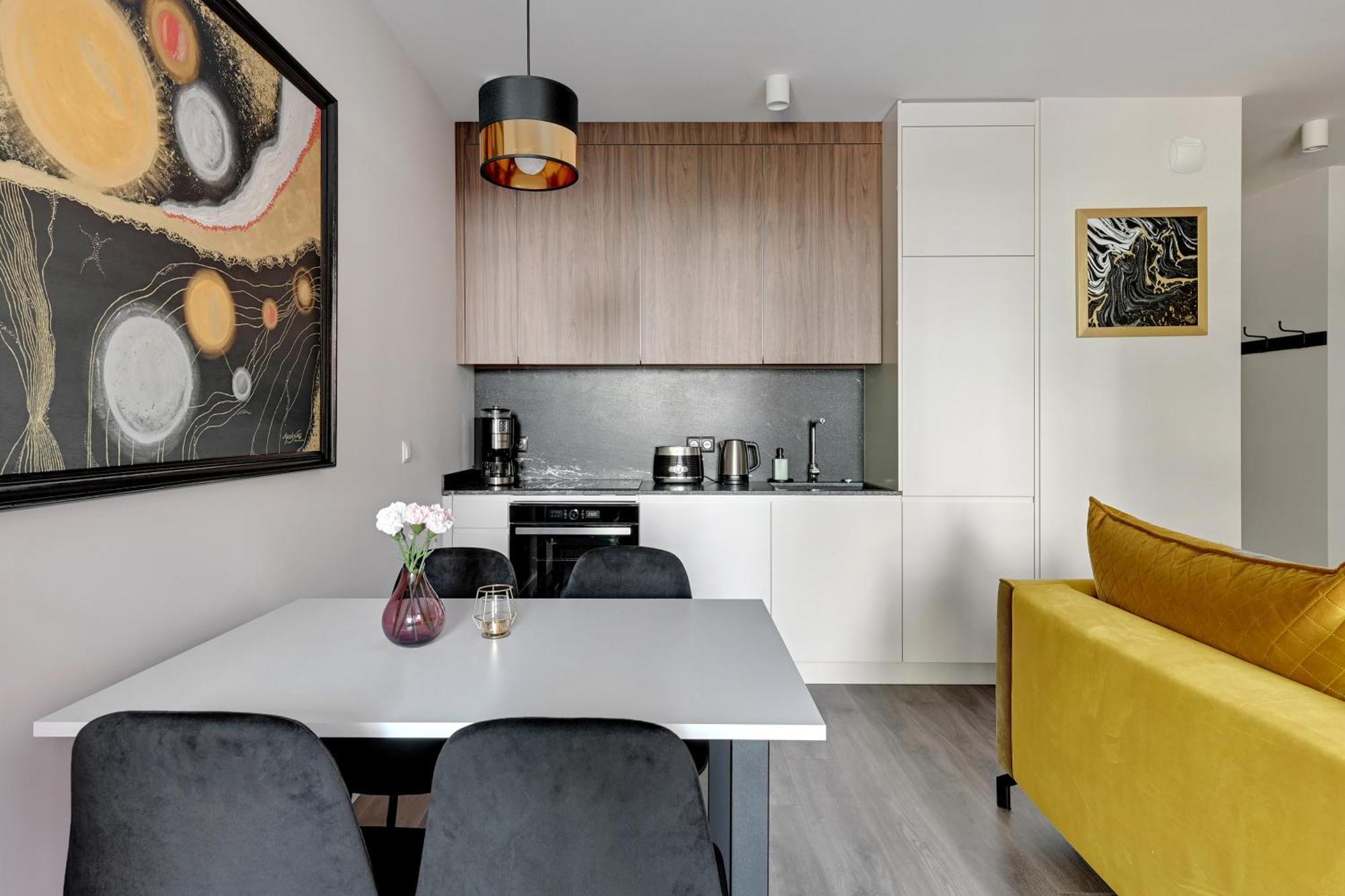 Scala 60C City Center Apartments & Studio By Lion Apartments 格但斯克 外观 照片