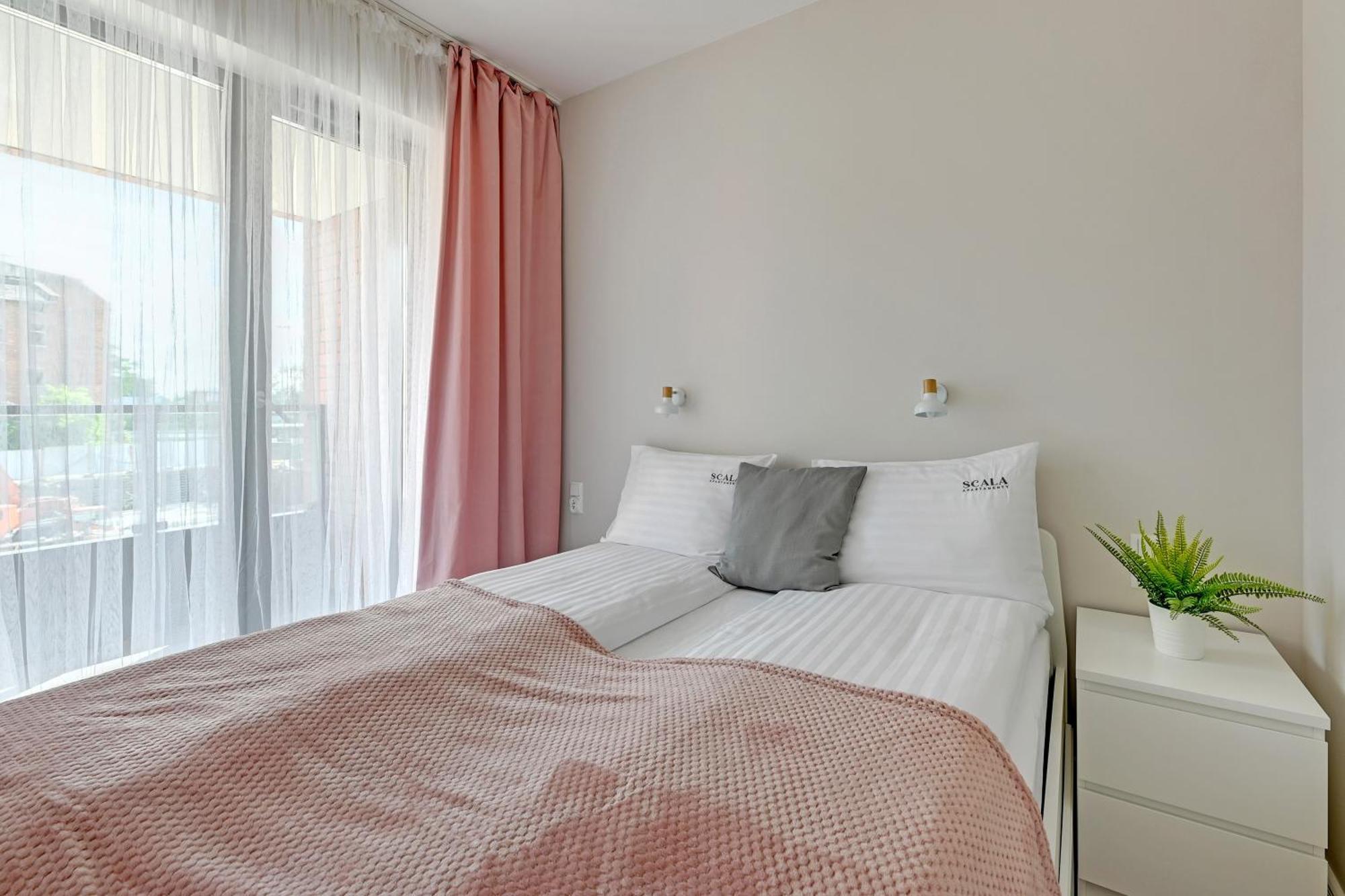 Scala 60C City Center Apartments & Studio By Lion Apartments 格但斯克 外观 照片